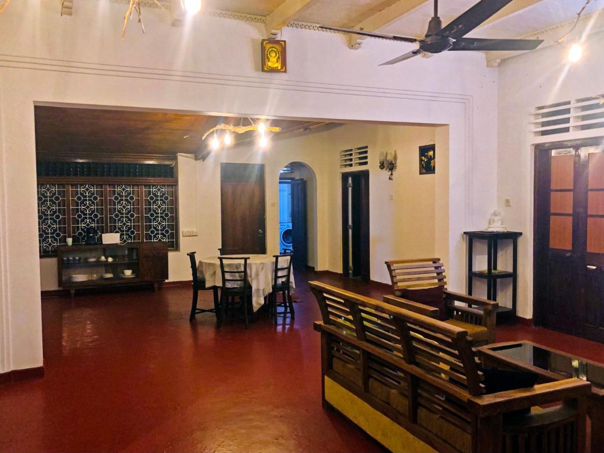 Апартаменты Casa Del Ceylon Хиккадува Экстерьер фото